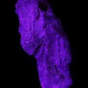 Fenster Golden Diamond Quartz with hydrocarbons & enhydros 33-50mm 10-14.3g in UV light - Rocks and Things Store