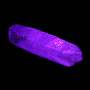 Fenster Golden Diamond Quartz with hydrocarbons & enhydros 33-50mm 10-14.3g in UV light - Rocks and Things Store