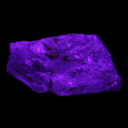 Fenster Golden Diamond Quartz with hydrocarbons & enhydros 33-50mm 10-14.3g in UV light - Rocks and Things Store