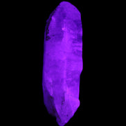 Fenster Golden Diamond Quartz with hydrocarbons & enhydros 33-50mm 10-14.3g in UV light - Rocks and Things Store