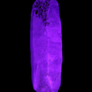 Fenster Golden Diamond Quartz with hydrocarbons & enhydros 33-50mm 10-14.3g in UV light - Rocks and Things Store