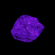 Fenster Golden Diamond Quartz with hydrocarbons & enhydros 23-30mm  8.9-11.4g in UV light -Rocks and Things Store