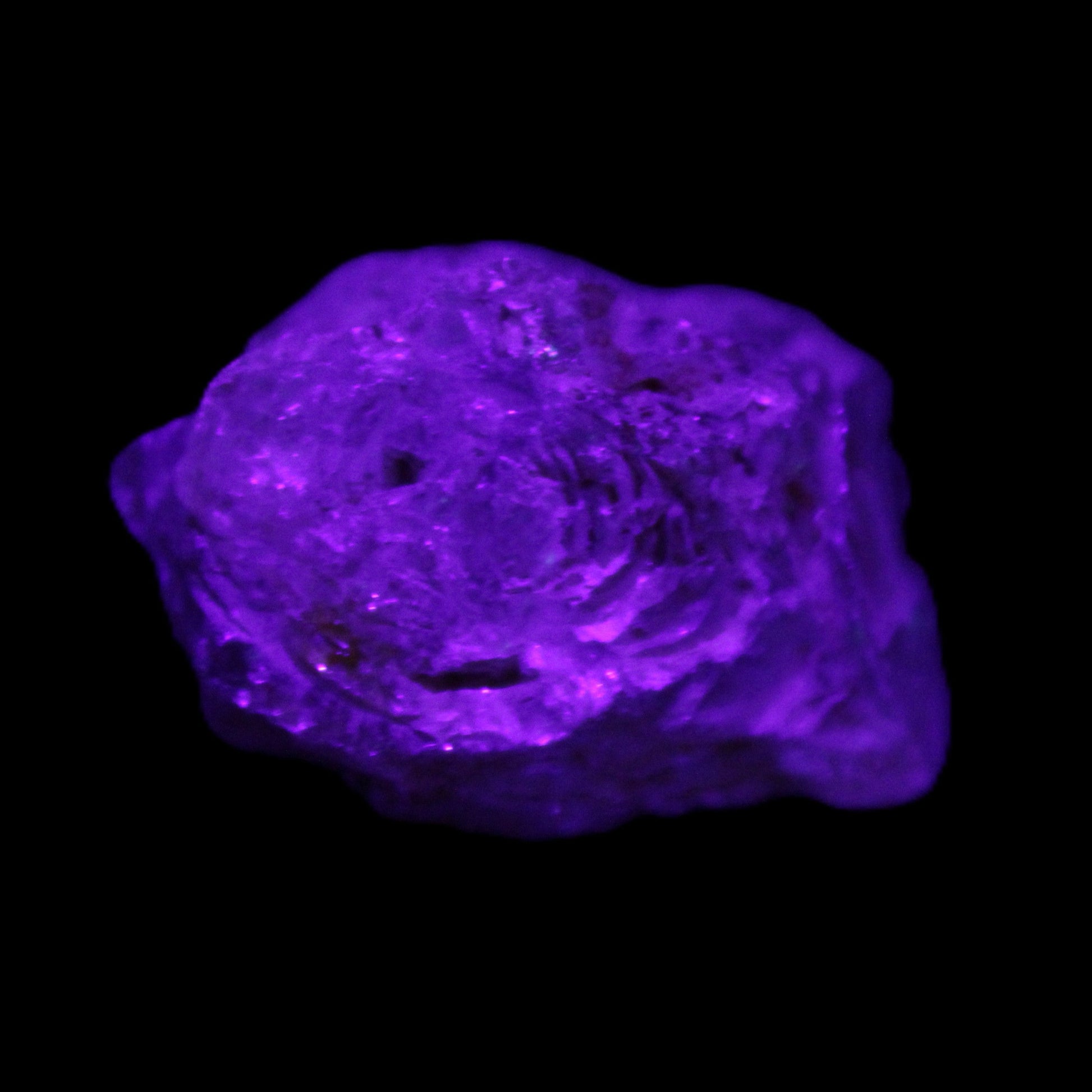 Fenster Golden Diamond Quartz with hydrocarbons & enhydros 23-30mm  8.9-11.4g in UV light -Rocks and Things Store