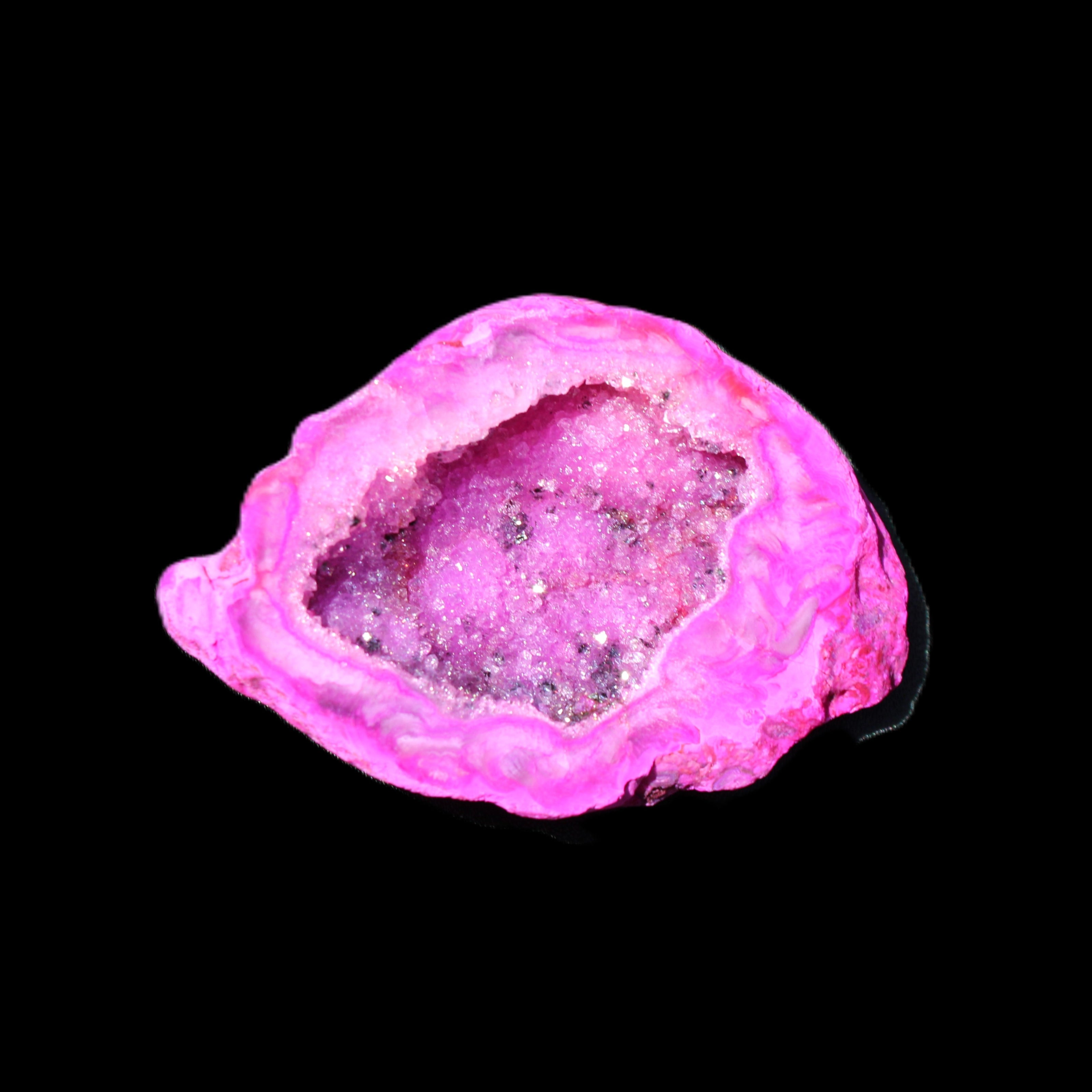 Electroplated Agate Quartz geodes range in sunlight - Rocks and Things Store
