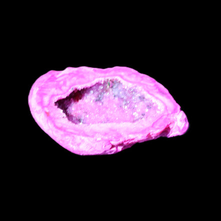 Electroplated Agate Quartz geodes range in sunlight - Rocks and Things Store