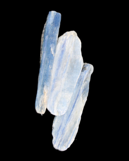 Natural Blue Kyanite blade crystals 20-24g in sunlight - Rocks and Things Store