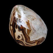 Crazy Lace Sardonyx Agate 36*22*18mm 37g in sunlight - Rocks and Things Store