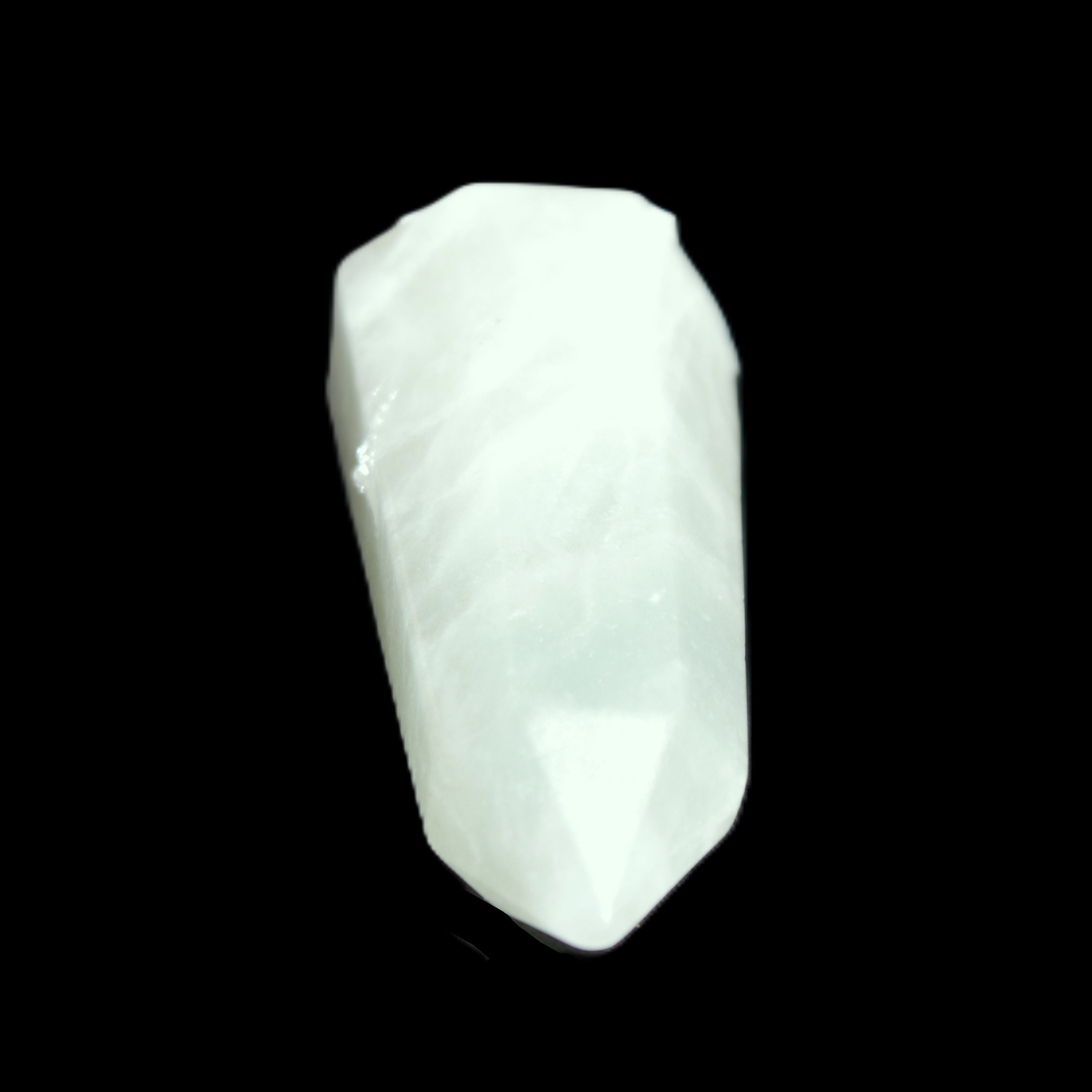 Aquamarine wand 41*15*18mm 20g in sunlight - Rocks and Things Store