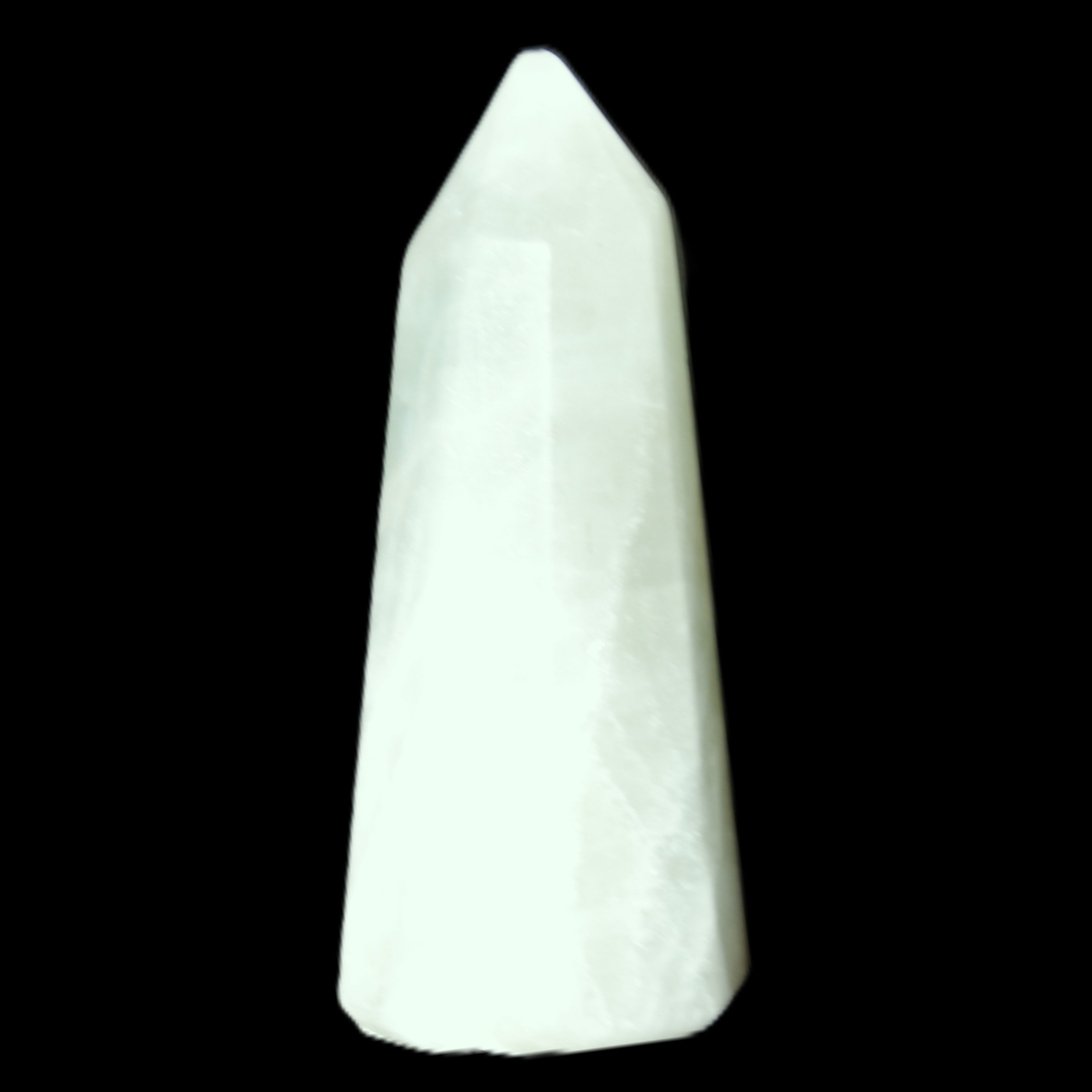 Aquamarine wand 41*15*18mm 20g in sunlight - Rocks and Things Store