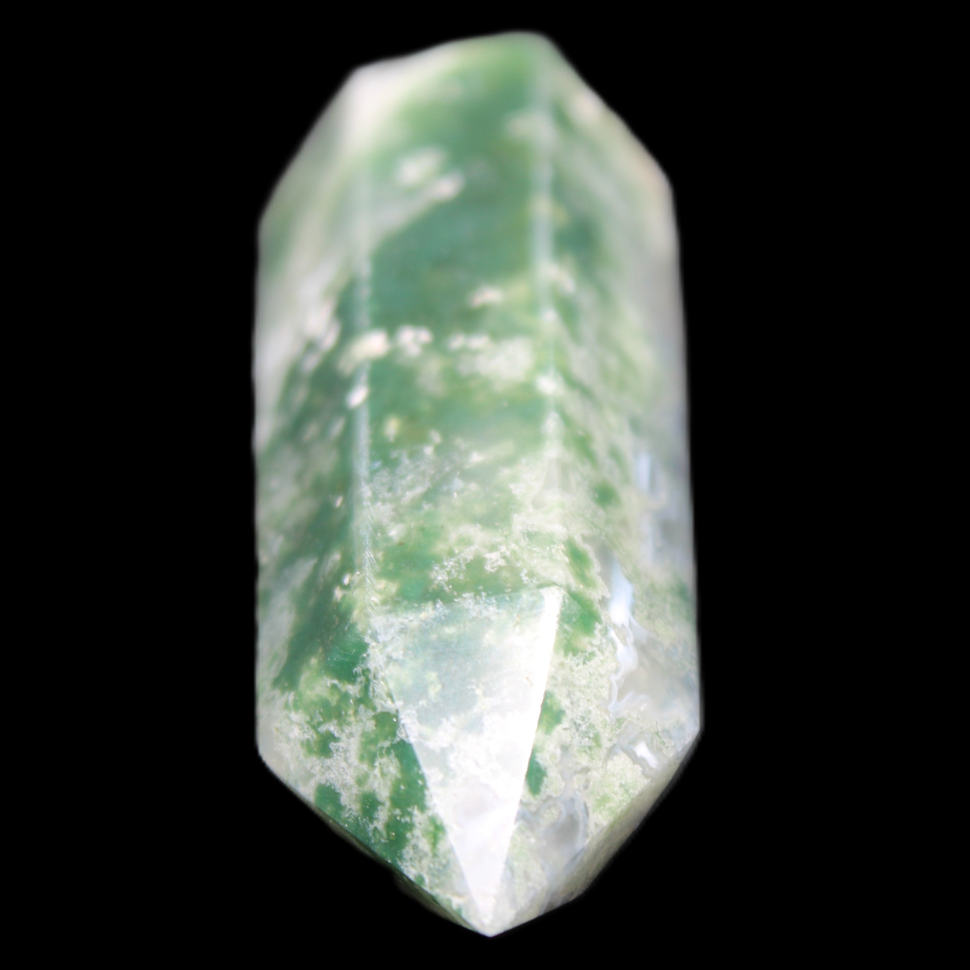 Moss Agate wand 64mm 44g in sunlight - Rocks and Things Store