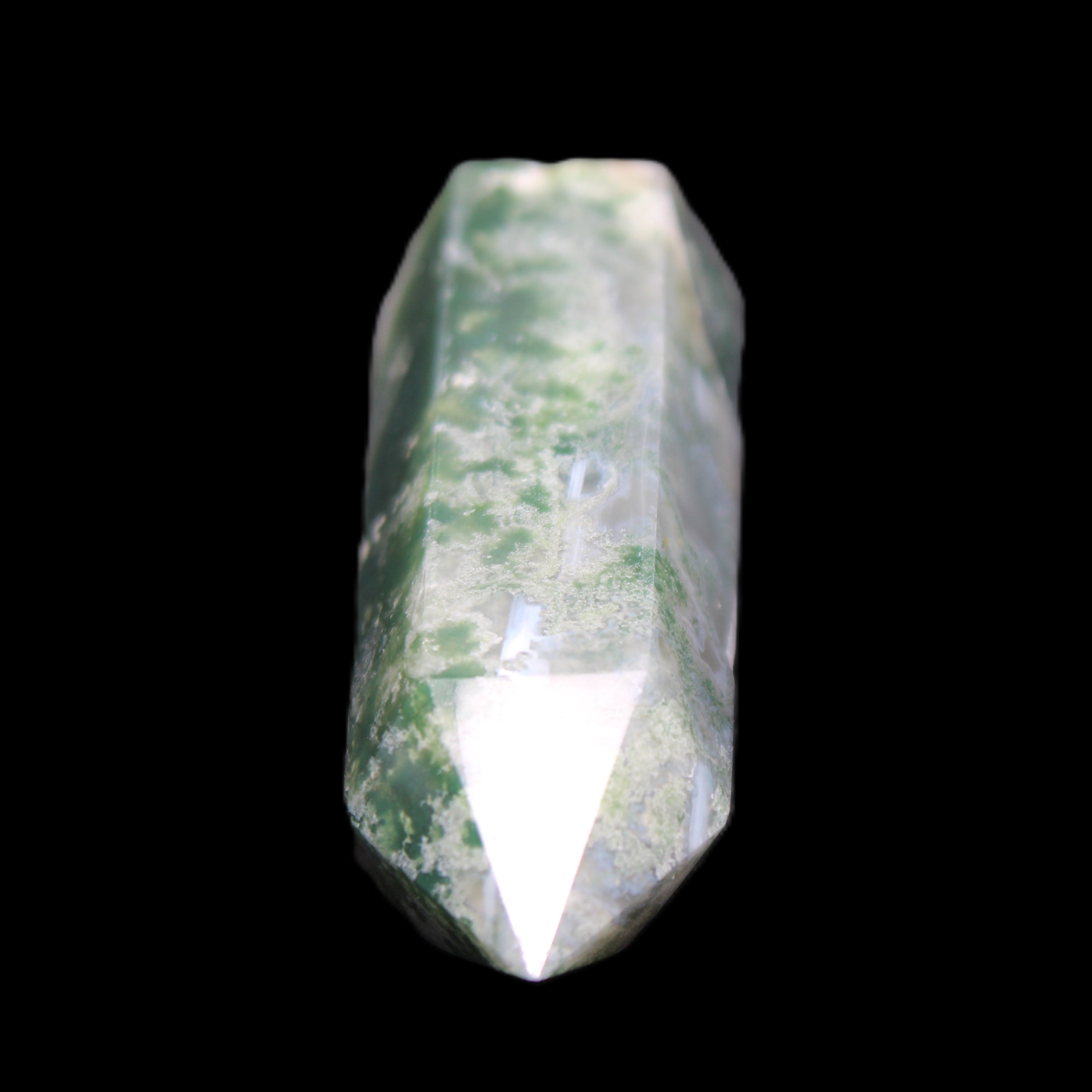 Moss Agate wand 64mm 44g in sunlight - Rocks and Things Store