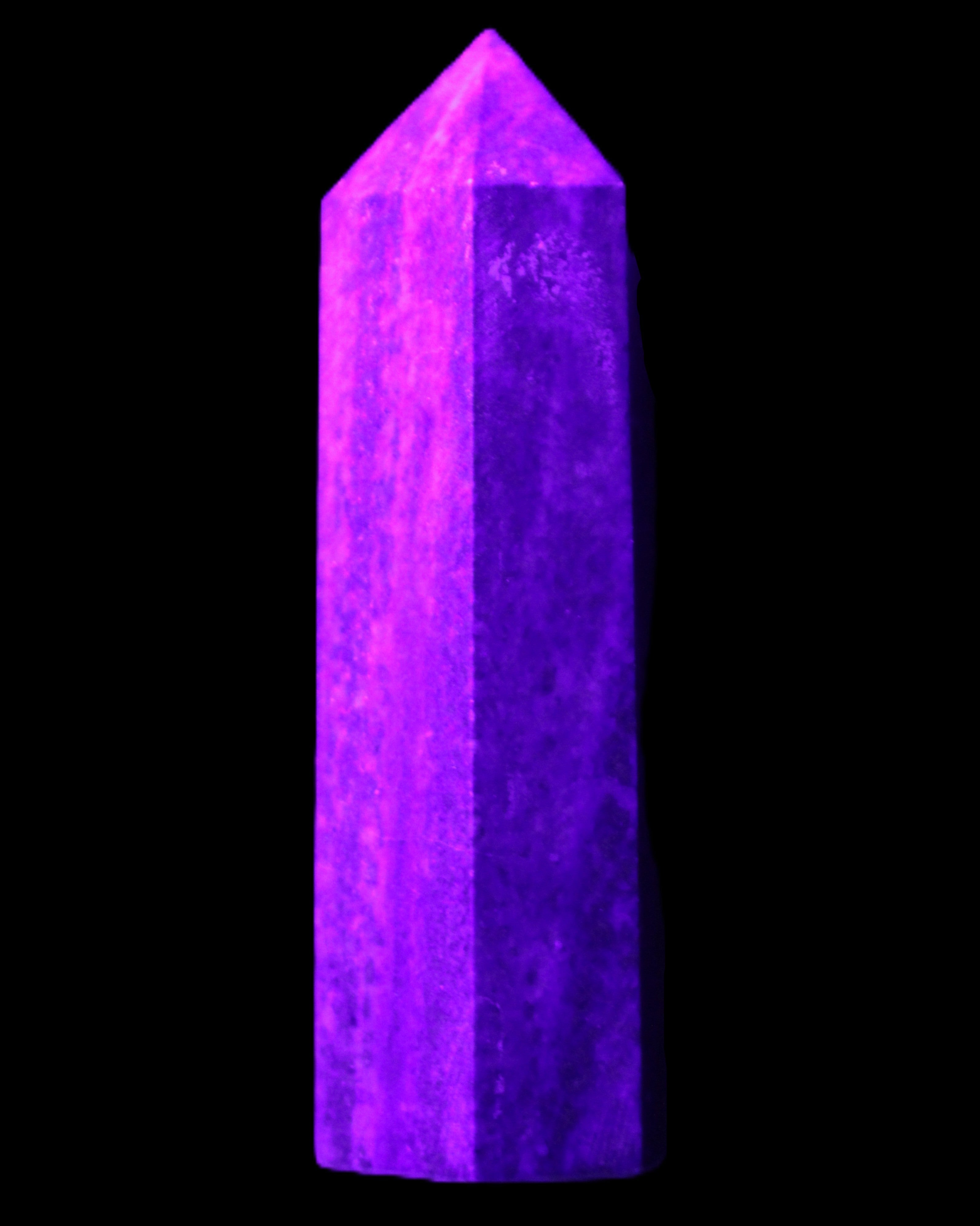 Lapis Lazuli wand 77mm 85g in UV light - Rocks and Things Store