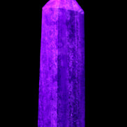 Lapis Lazuli wand 77mm 85g in UV light - Rocks and Things Store