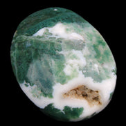 Moss Agate stone 49*59*23mm 104g in sunlight - Rocks and Things Store