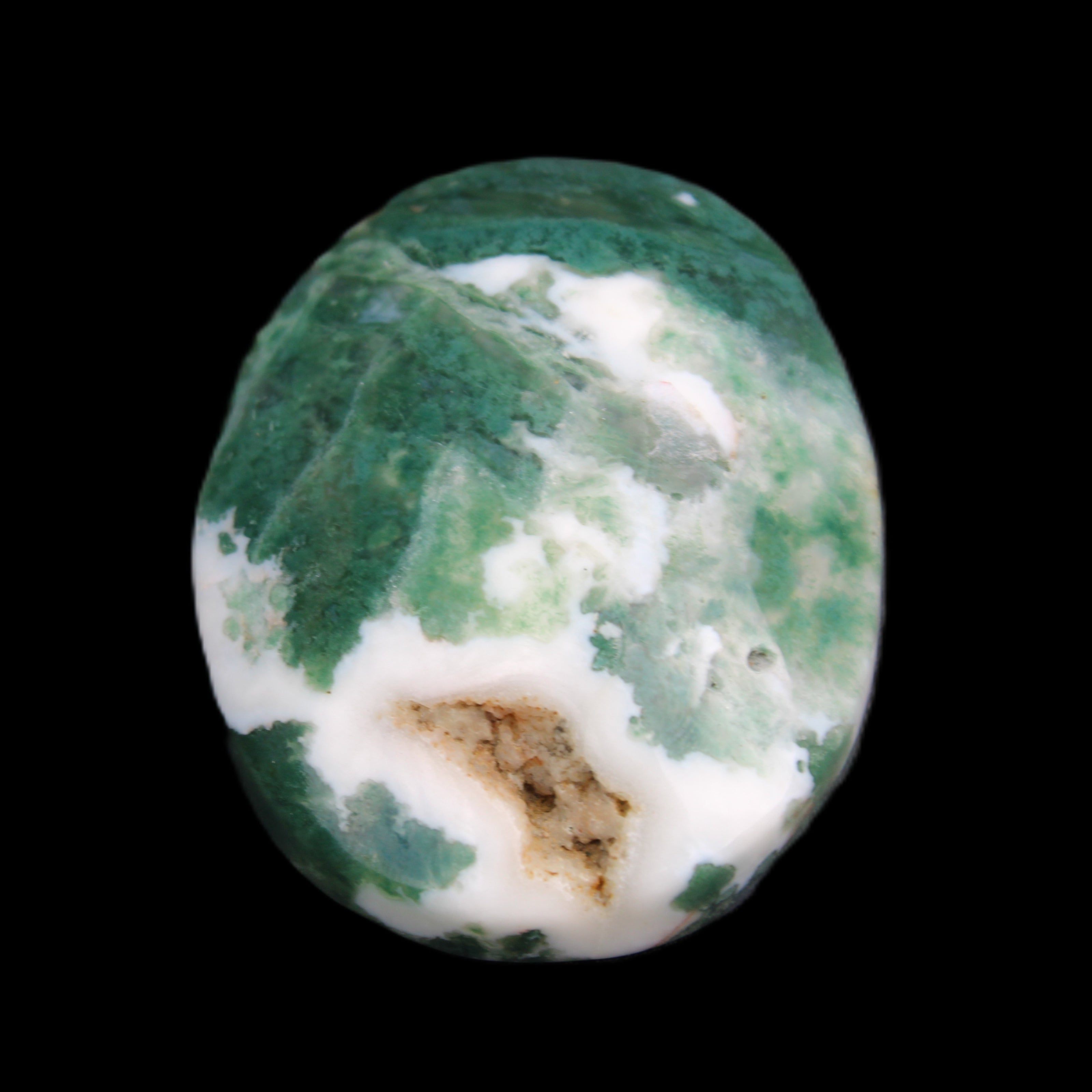 Moss Agate stone 49*59*23mm 104g in sunlight - Rocks and Things Store