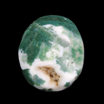 Moss Agate stone 49*59*23mm 104g in sunlight - Rocks and Things Store