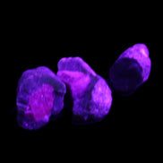 Ruby Red Corundum Green Jasper 2/3 specimens 19-20g in UV light - Rocks and Things Store