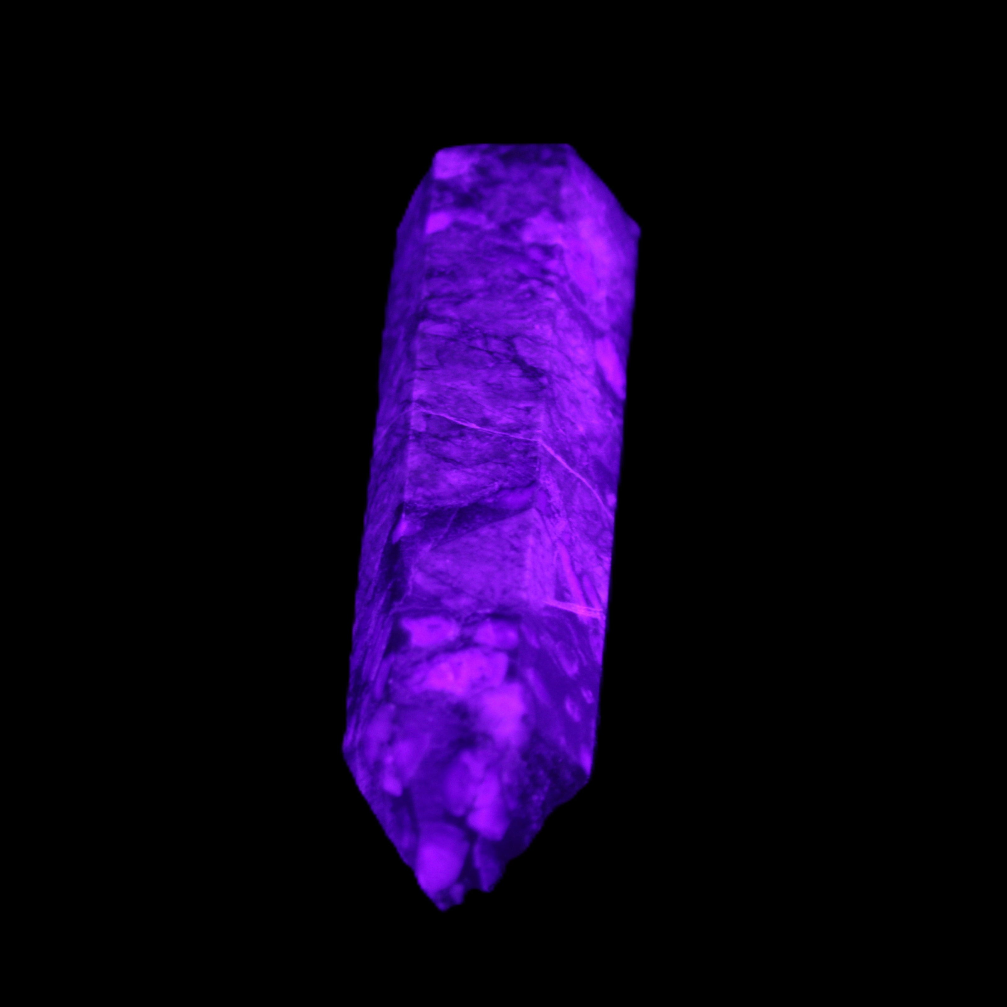 Llanite Que Sera wand 74mm 51g in UV light - Rocks and Things Store