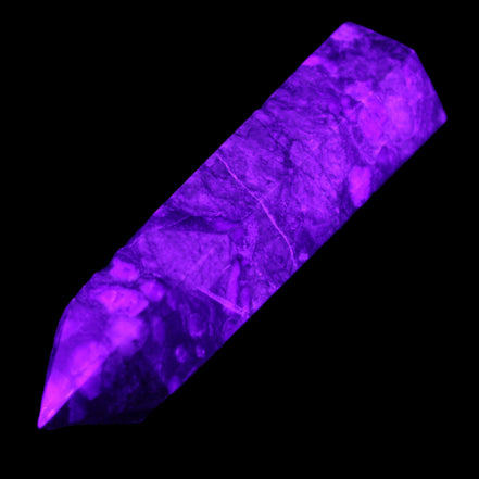 Llanite Que Sera wand 74mm 51g in UV light - Rocks and Things Store