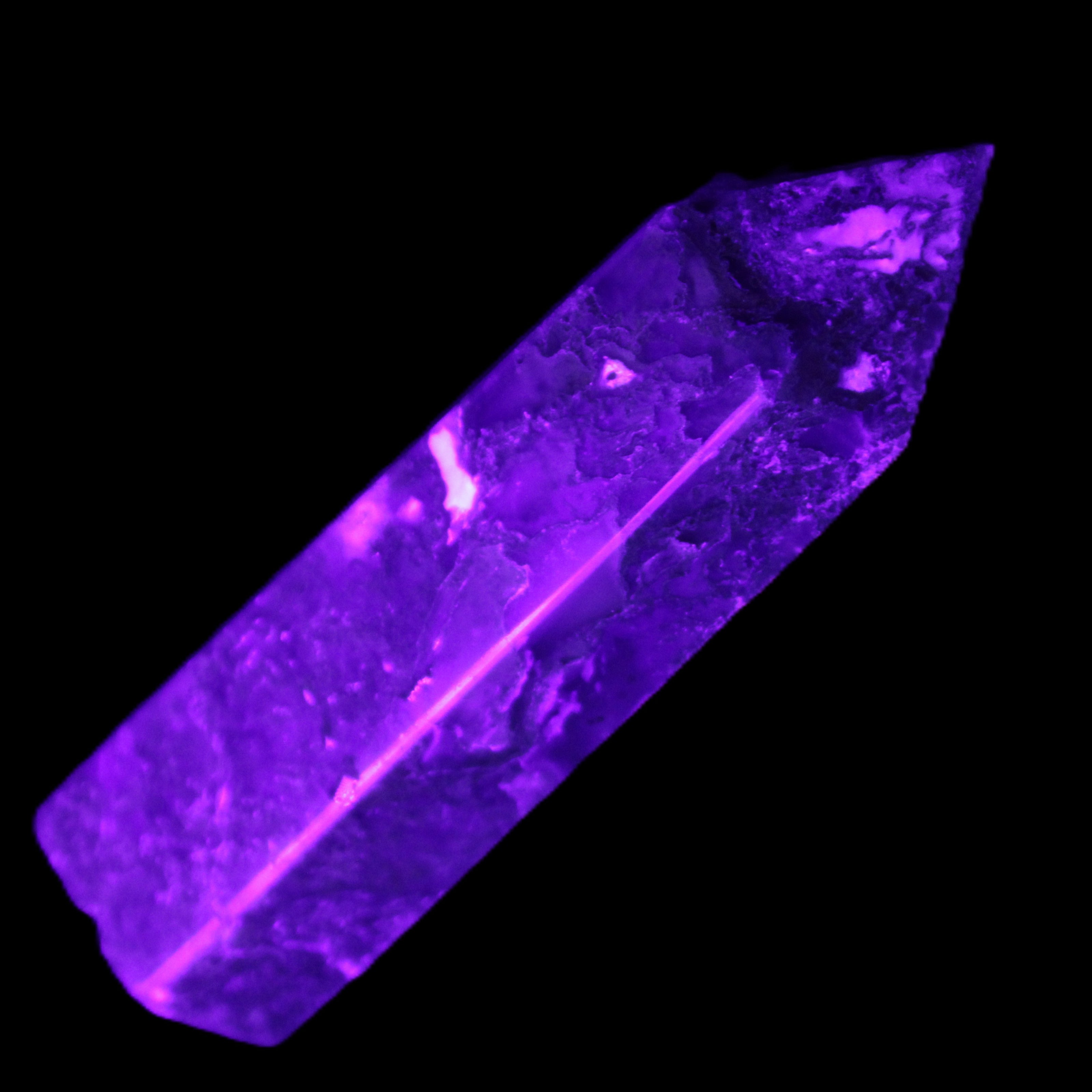 Moss Agate wand 85mm 82g in UV light - Rocks and Things Store