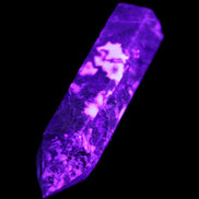 Moss Agate wand 85mm 82g in UV light - Rocks and Things Store