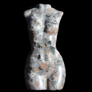 Yooperlite hand carved goddess 38*79mm 135g in sunlight - Rocks and Things Store