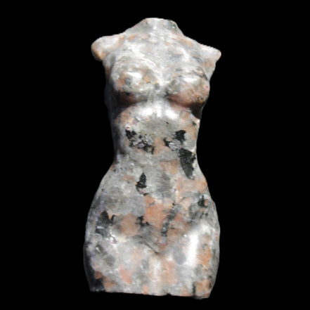 Yooperlite hand carved goddess 38*79mm 135g in sunlight - Rocks and Things Store