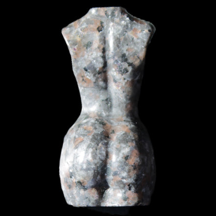 Yooperlite hand carved goddess 38*79mm 135g in sunlight - Rocks and Things Store