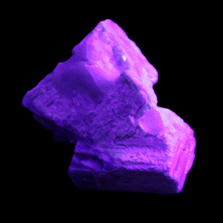 Kyanite blade cluster on Quartz 49*22*30mm 40g in UV light - Rocks and Things Store