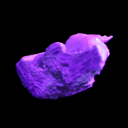 Kyanite blade cluster on Quartz 49*22*30mm 40g in UV light - Rocks and Things Store