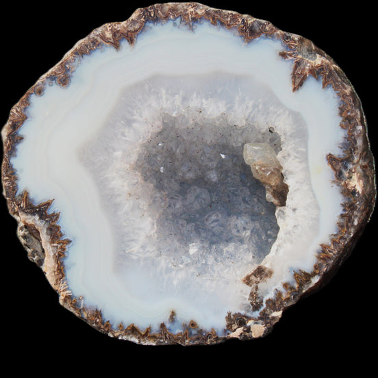 Agate geode 72*63*23mm 169g in sunlight - Rocks and Things Store
