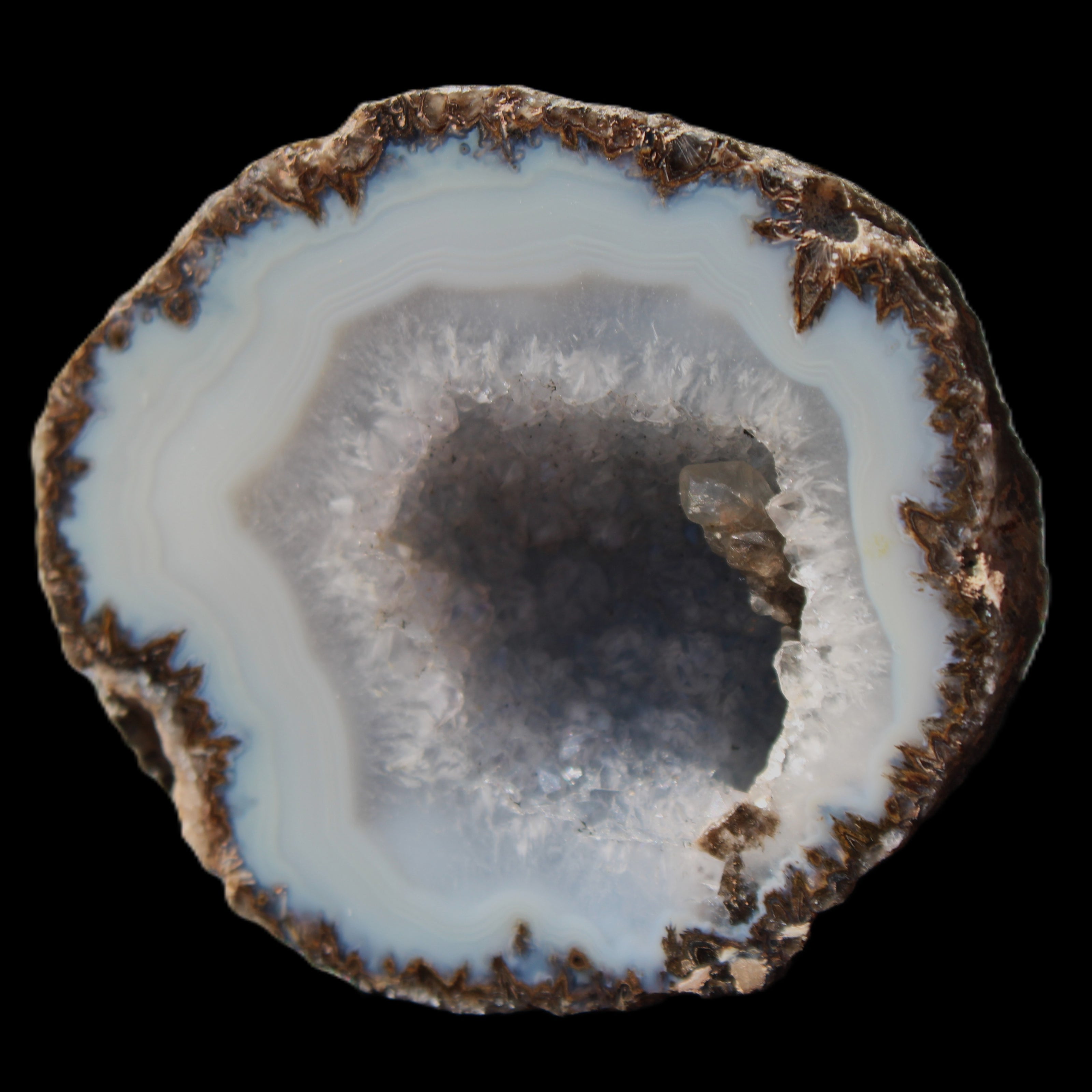 Agate geode 72*63*23mm 169g in sunlight - Rocks and Things Store