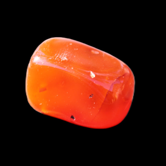 Carnelian Agate 29*19*11mm 22g in sunlight - Rocks and Things Store