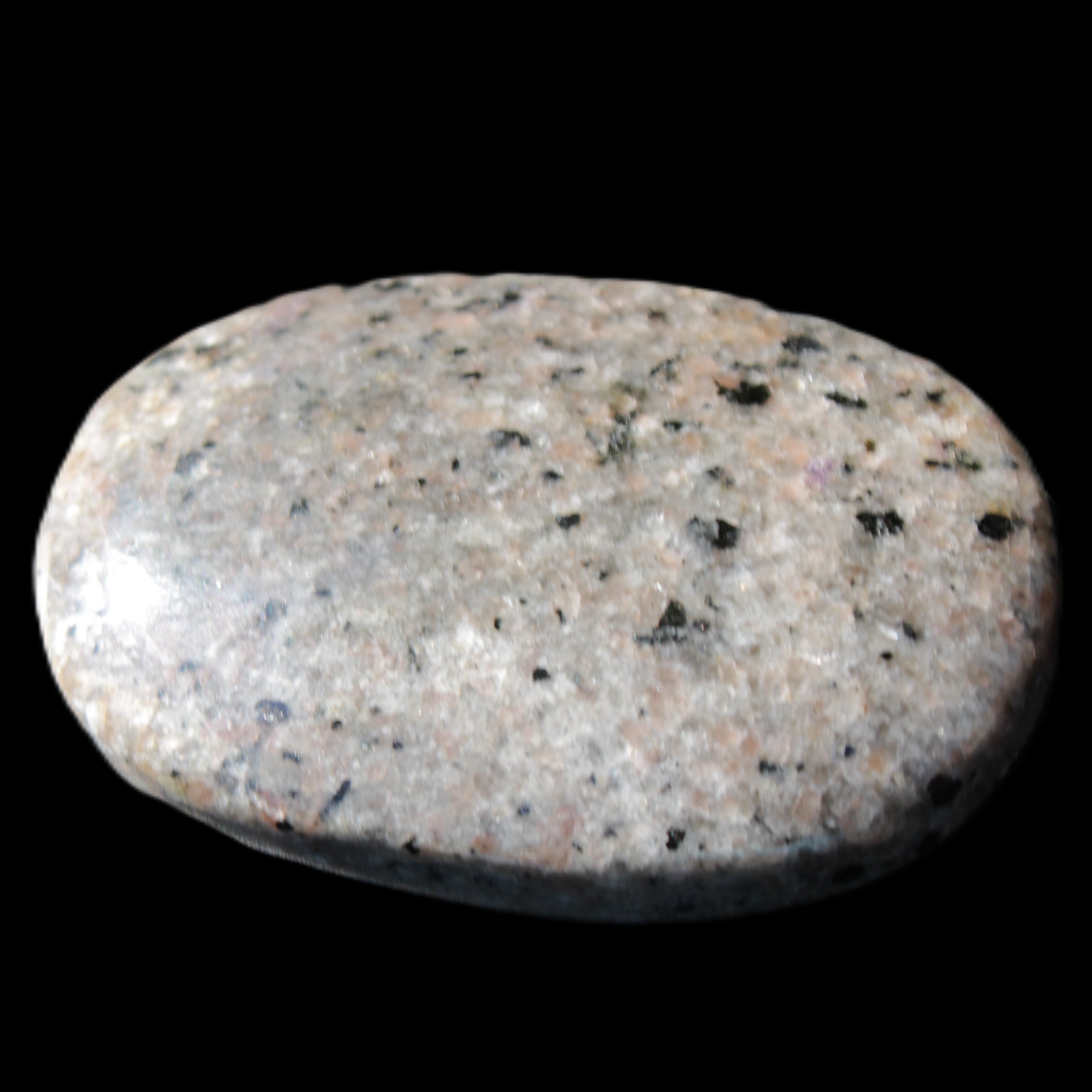 Yooperlite stone 18*39*60mm 71/75g in sunlight - Rocks and Things Store