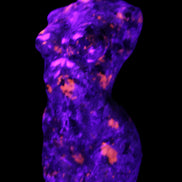 Yooperlite hand carved goddess 40*80mm 156g in UV light - Rocks and Things Store