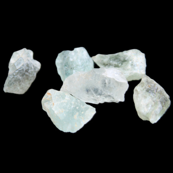 Aquamarine 5 natural crystals 10g in sunlight - Rocks and Things Store
