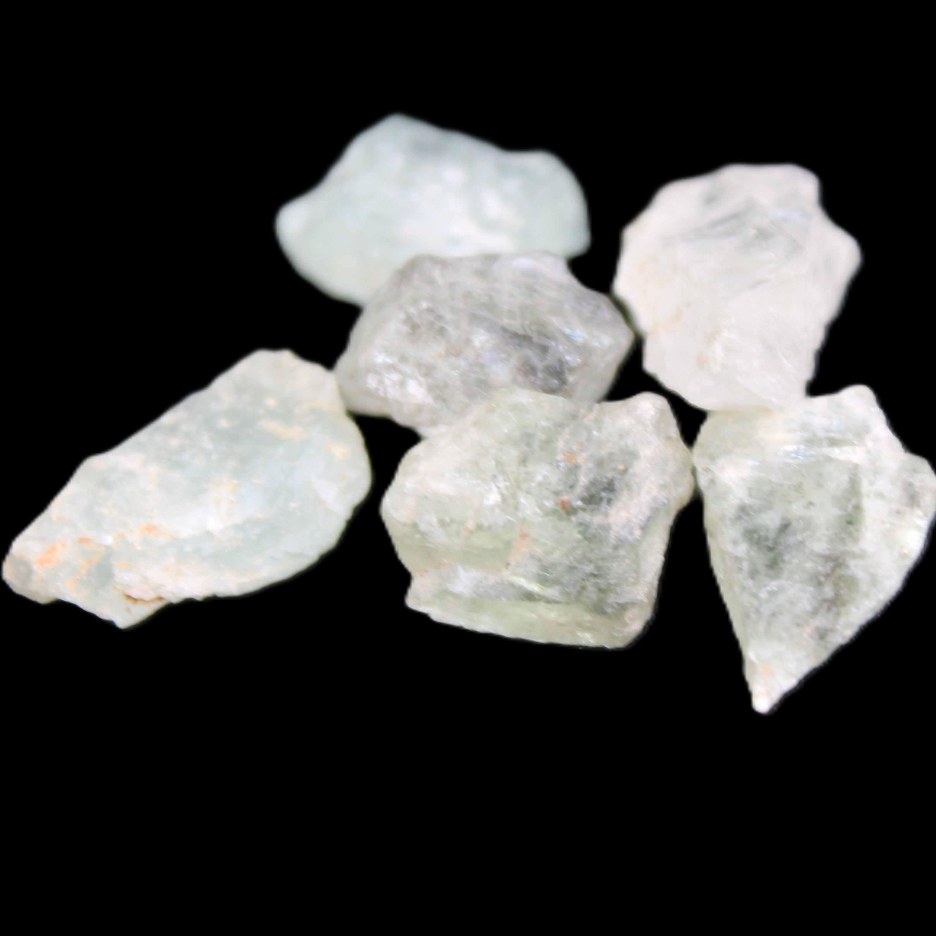 Aquamarine 5 natural crystals 10g in sunlight - Rocks and Things Store