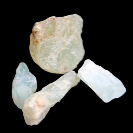 Aquamarine 4 natural crystals 12g in sunlight  - Rocks and Things Store