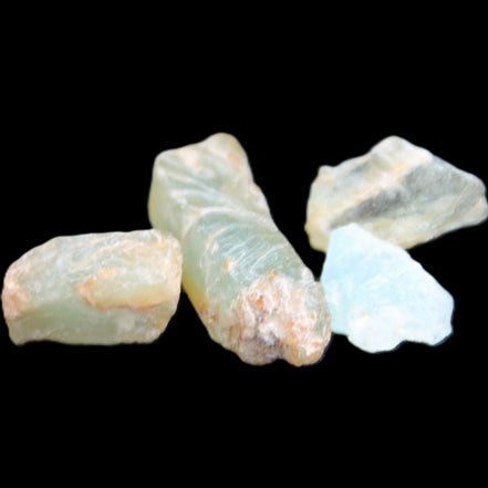 Aquamarine 4 natural crystals 12g in sunlight  - Rocks and Things Store