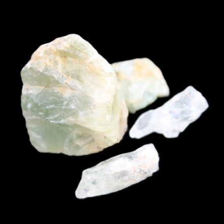 Aquamarine 4 natural crystals 12g in sunlight  - Rocks and Things Store
