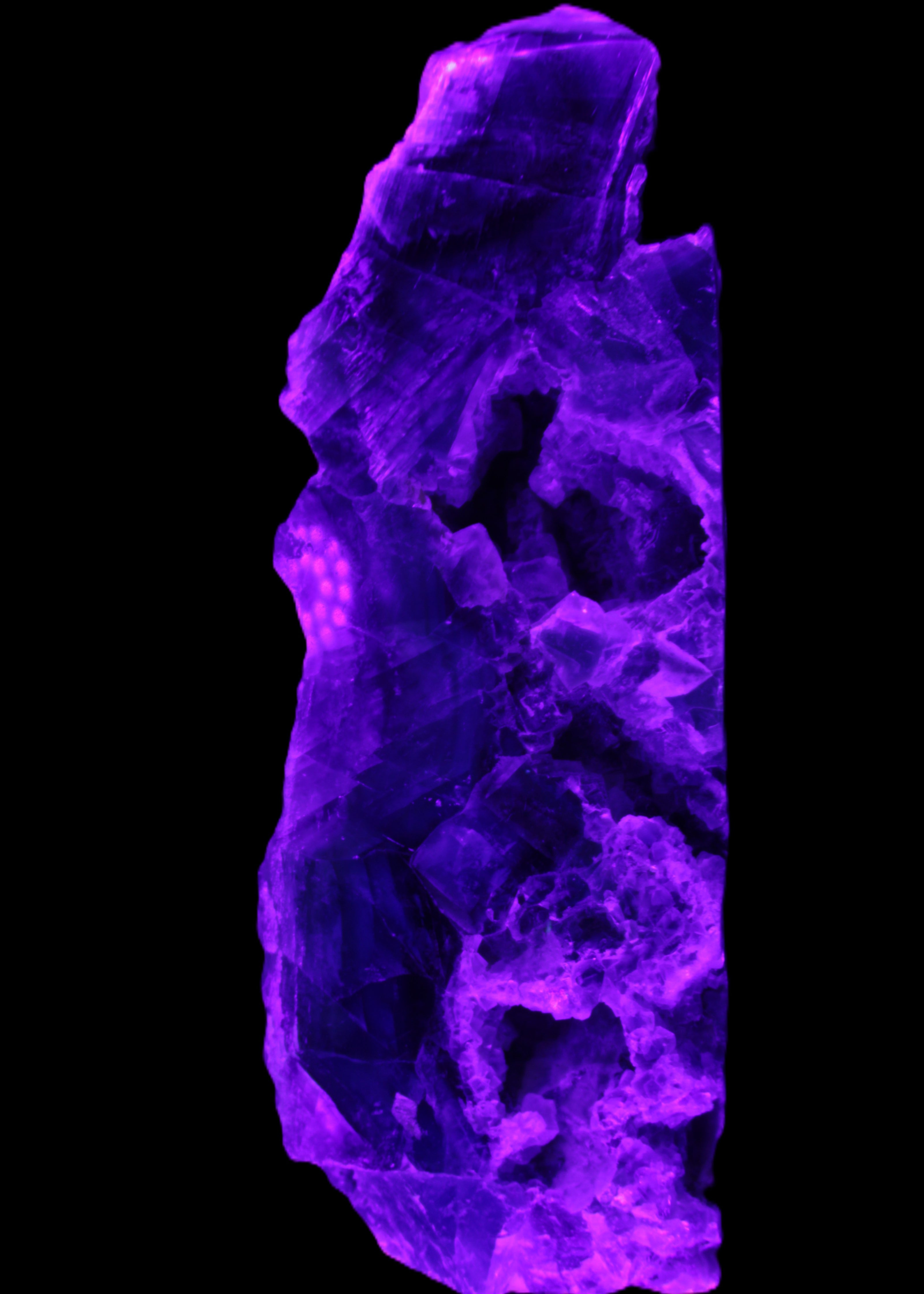 Fluorite obelisk 221*77*40mm 1410g in UV light - Rocks and Things Store