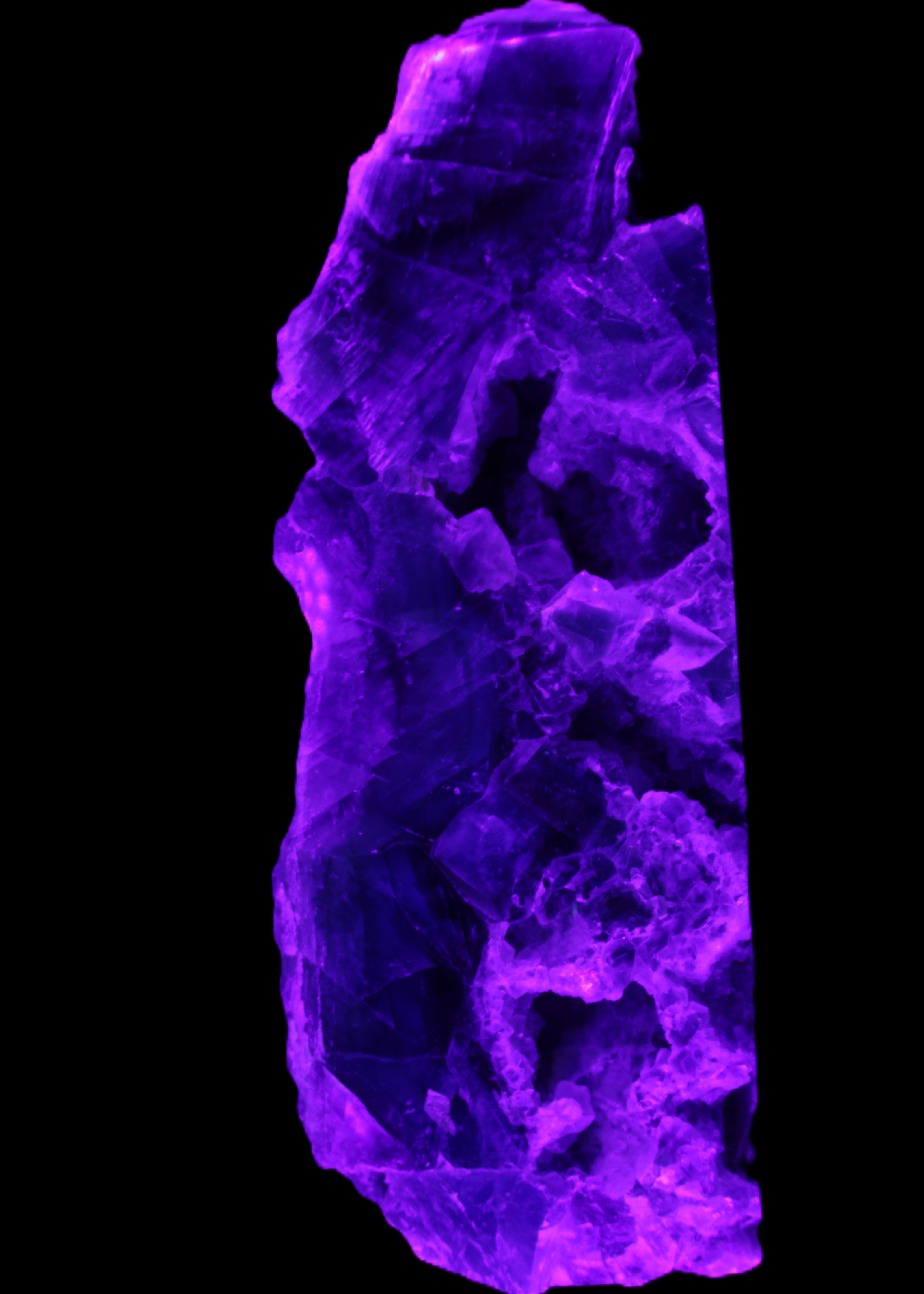 Fluorite obelisk 221*77*40mm 1410g in UV light - Rocks and Things Store