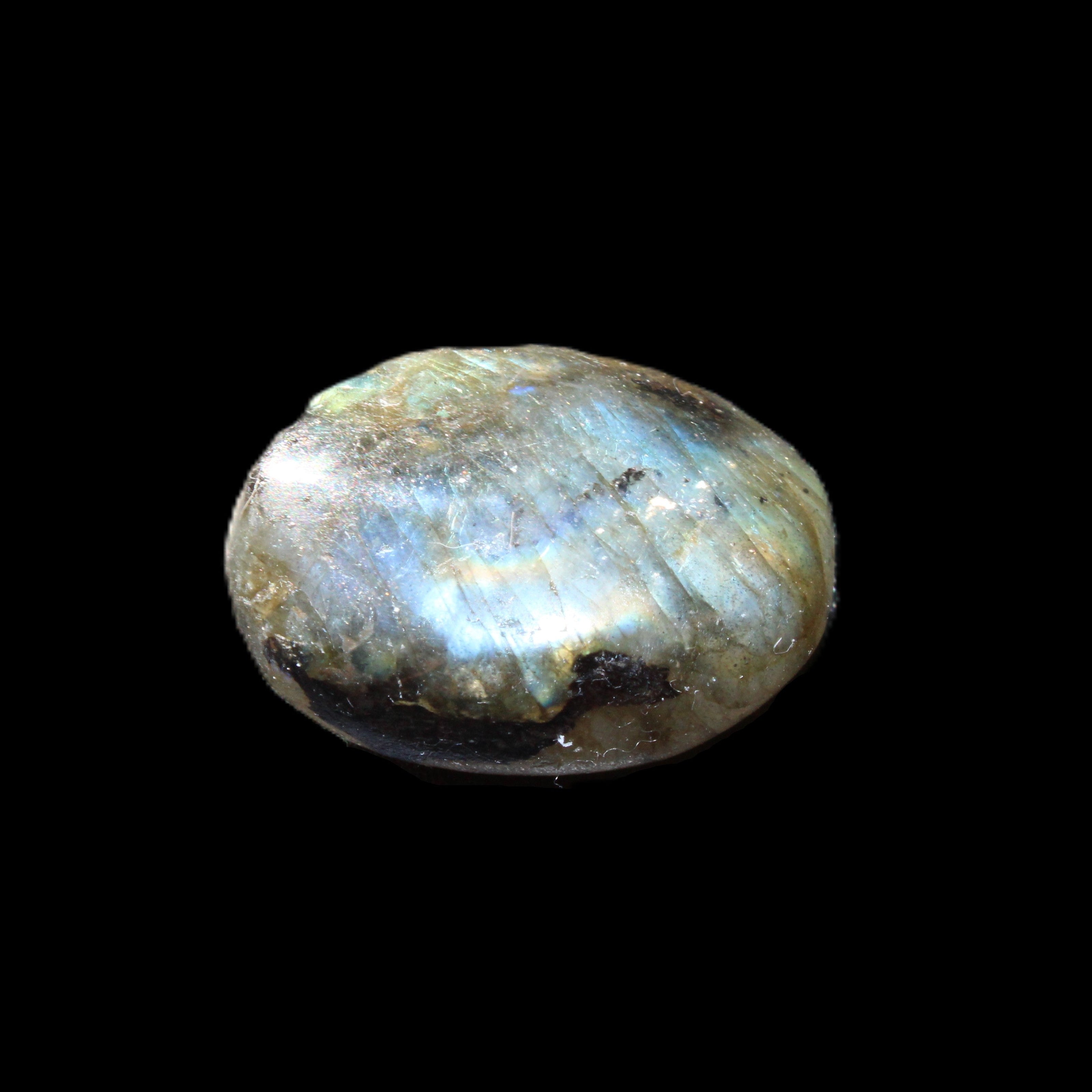 Labradorite palmstone 21-26mm 6-12g in sunlight - Rocks and Things Store