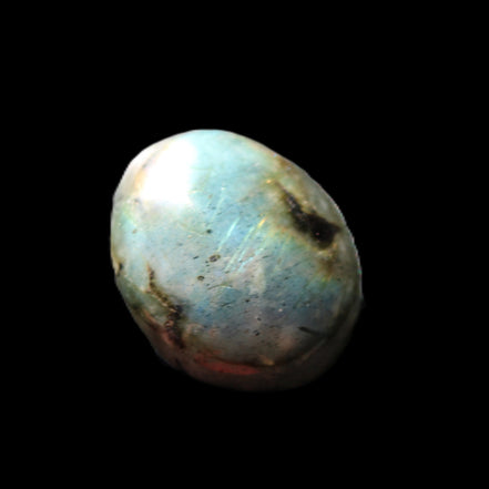 Labradorite palmstone 21-26mm 6-12g in sunlight - Rocks and Things Store