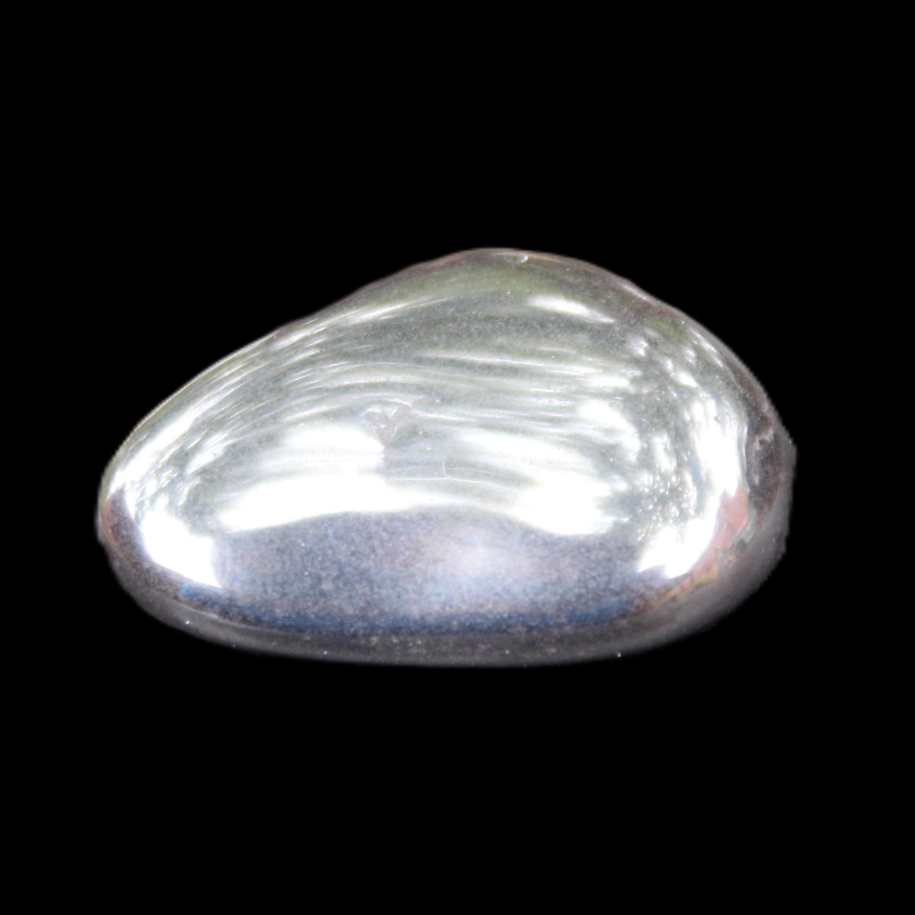 Hematite Terahertz stone 32*22*10mm 25.8g in sunlight - Rocks and Things Store