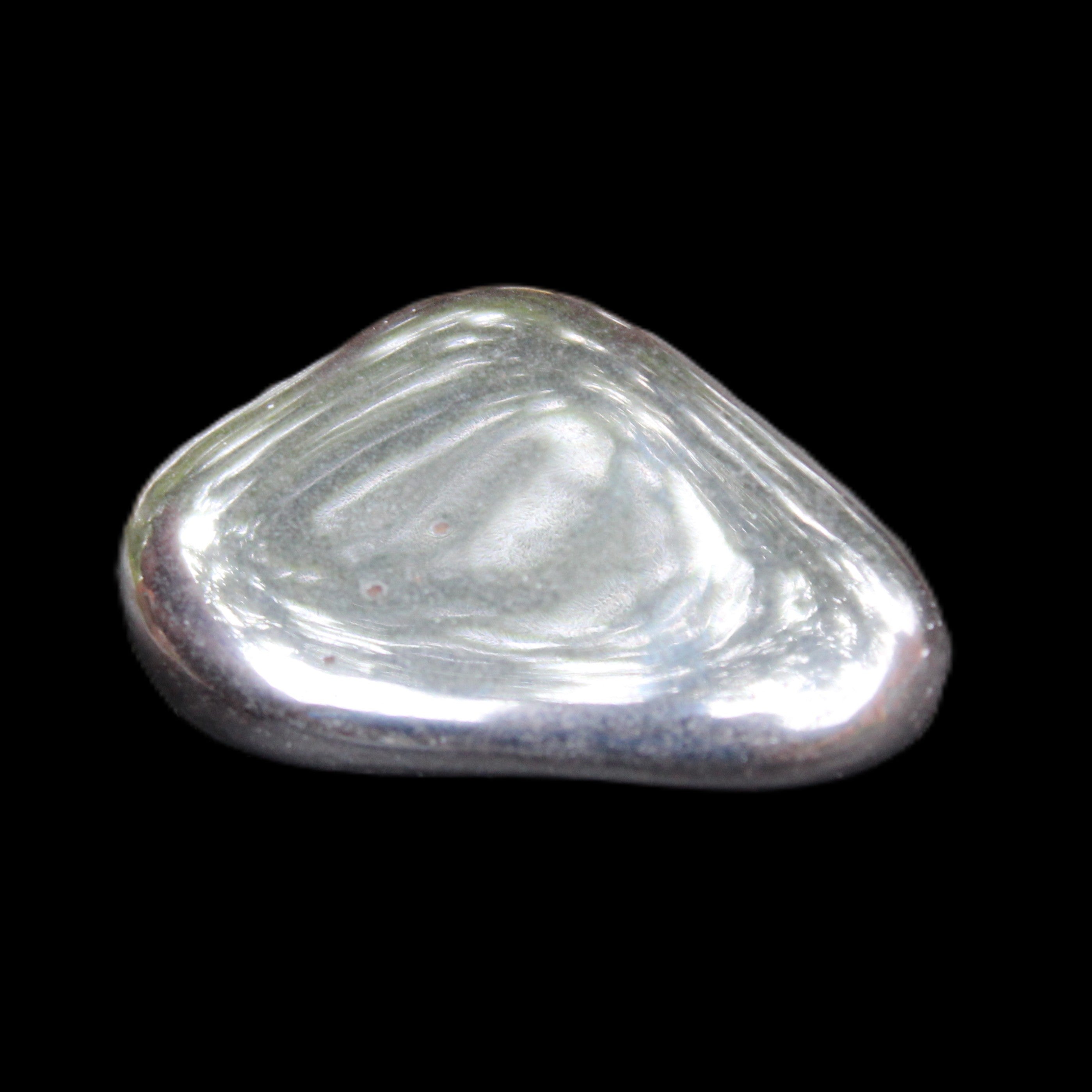 Hematite Terahertz stone 32*22*10mm 25.8g in sunlight - Rocks and Things Store