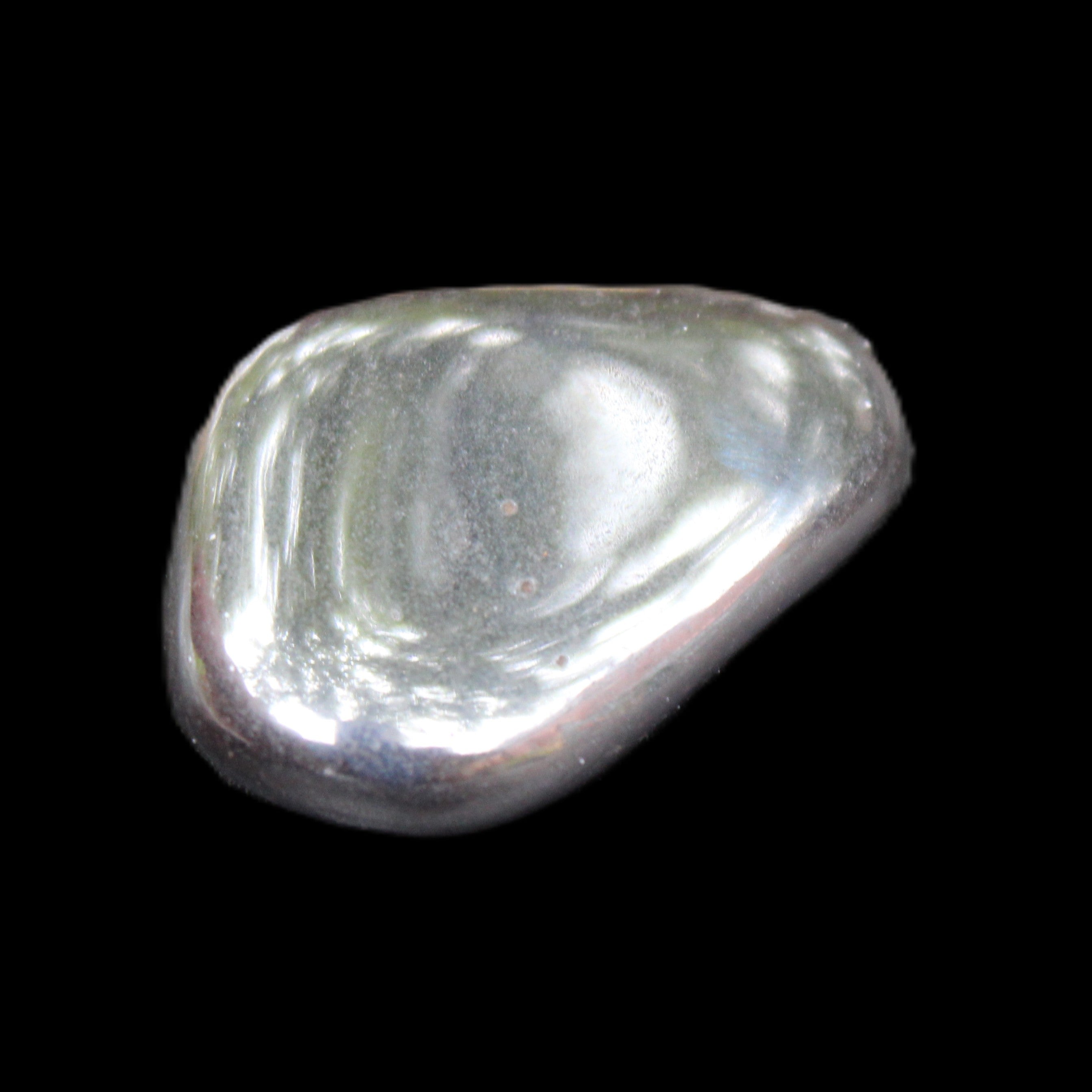 Hematite Terahertz stone 32*22*10mm 25.8g in sunlight - Rocks and Things Store