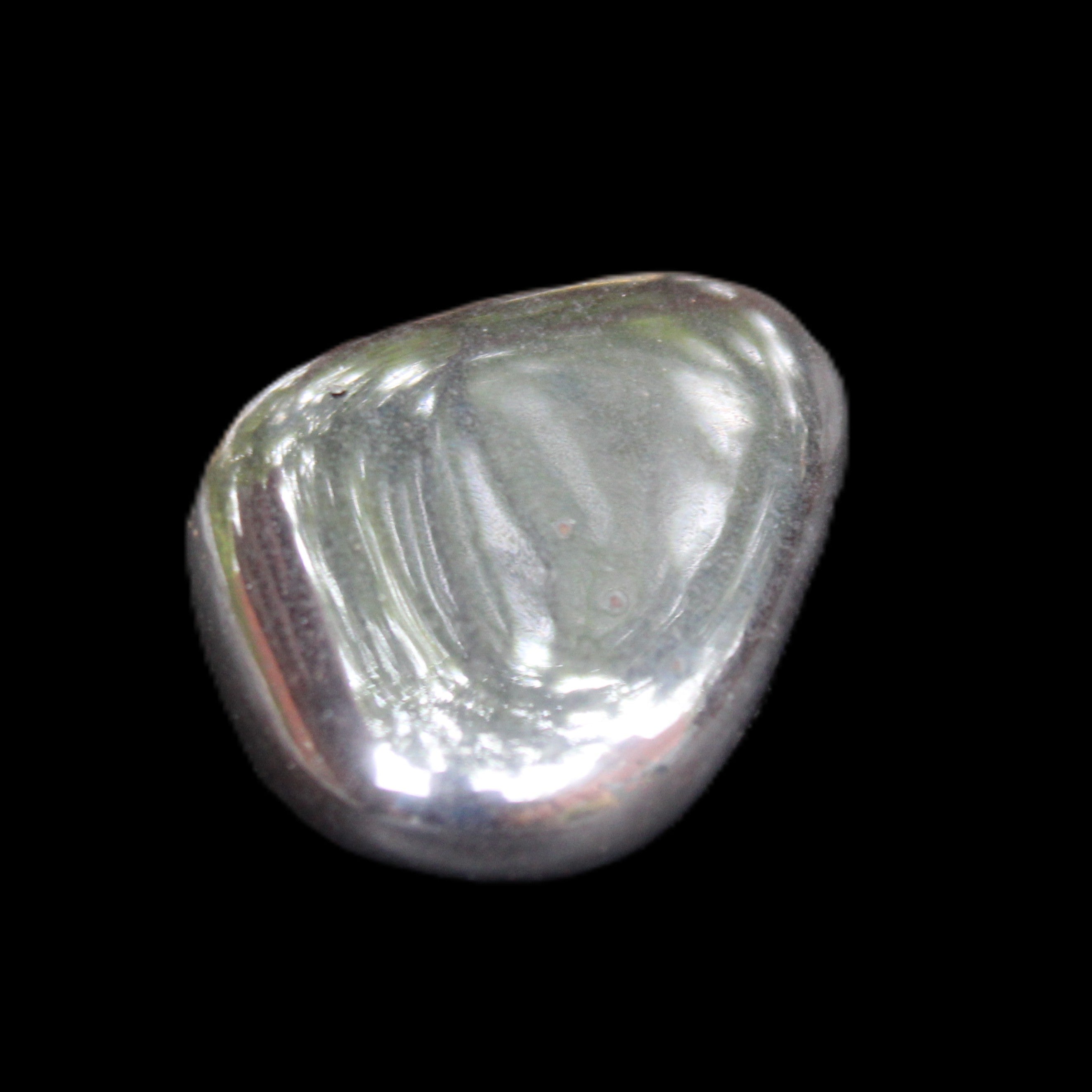 Hematite Terahertz stone 32*22*10mm 25.8g in sunlight - Rocks and Things Store