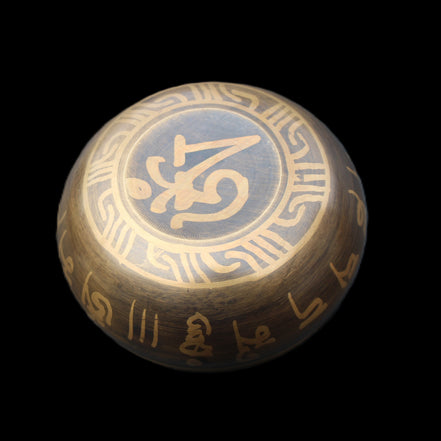 Tibetan Singing bowl - black - 82mm with matt and mallet 130mm 248g in sunlight - Rocks and Things Store