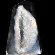 Onyx Agate wand 60*39*9mm 55g in sunlight - Rocks and Things Store